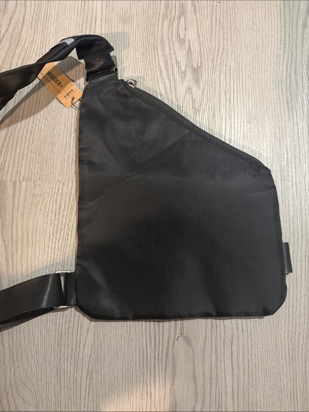 Wander Black Asymmetrical Crossbody Sling Bag NWT - Picture 5 of 6